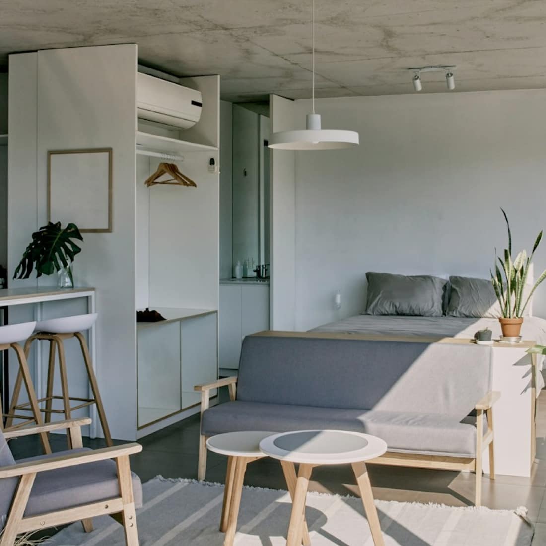 Studio Apartment